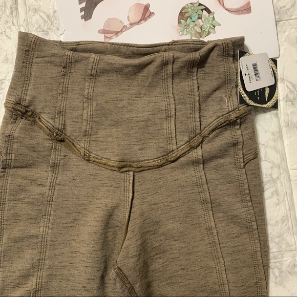 NWT FP High-Rise Ankle Length Hybrid Legging - Picture 9 of 14